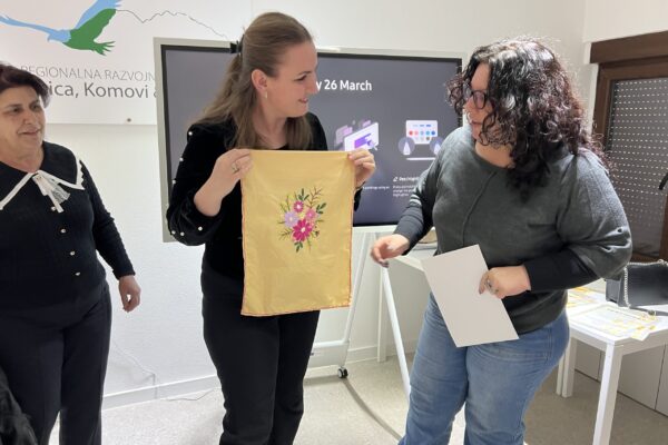 Traditional Embroidery Workshops Held within the Danube Crafts Project