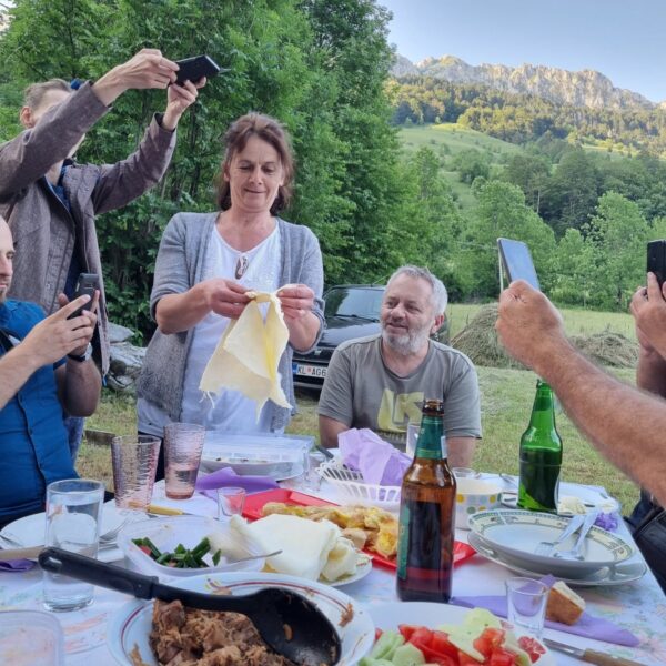Razmjena iskustava i edukacija: Studijska posjeta domaćinstava iz Crne Gore i BiH