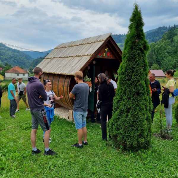 Razmjena iskustava i edukacija: Studijska posjeta domaćinstava iz Crne Gore i BiH