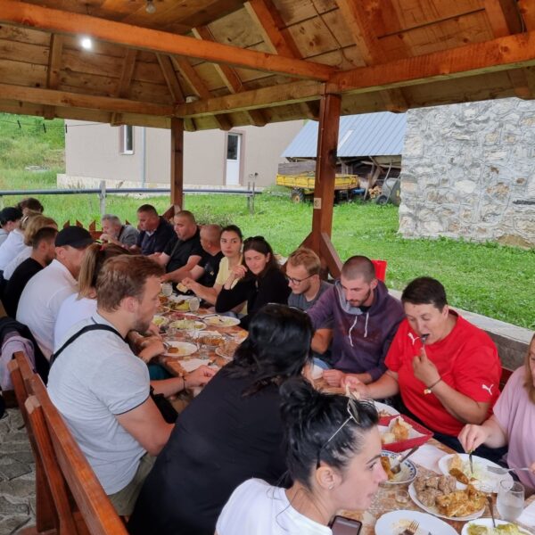 Razmjena iskustava i edukacija: Studijska posjeta domaćinstava iz Crne Gore i BiH
